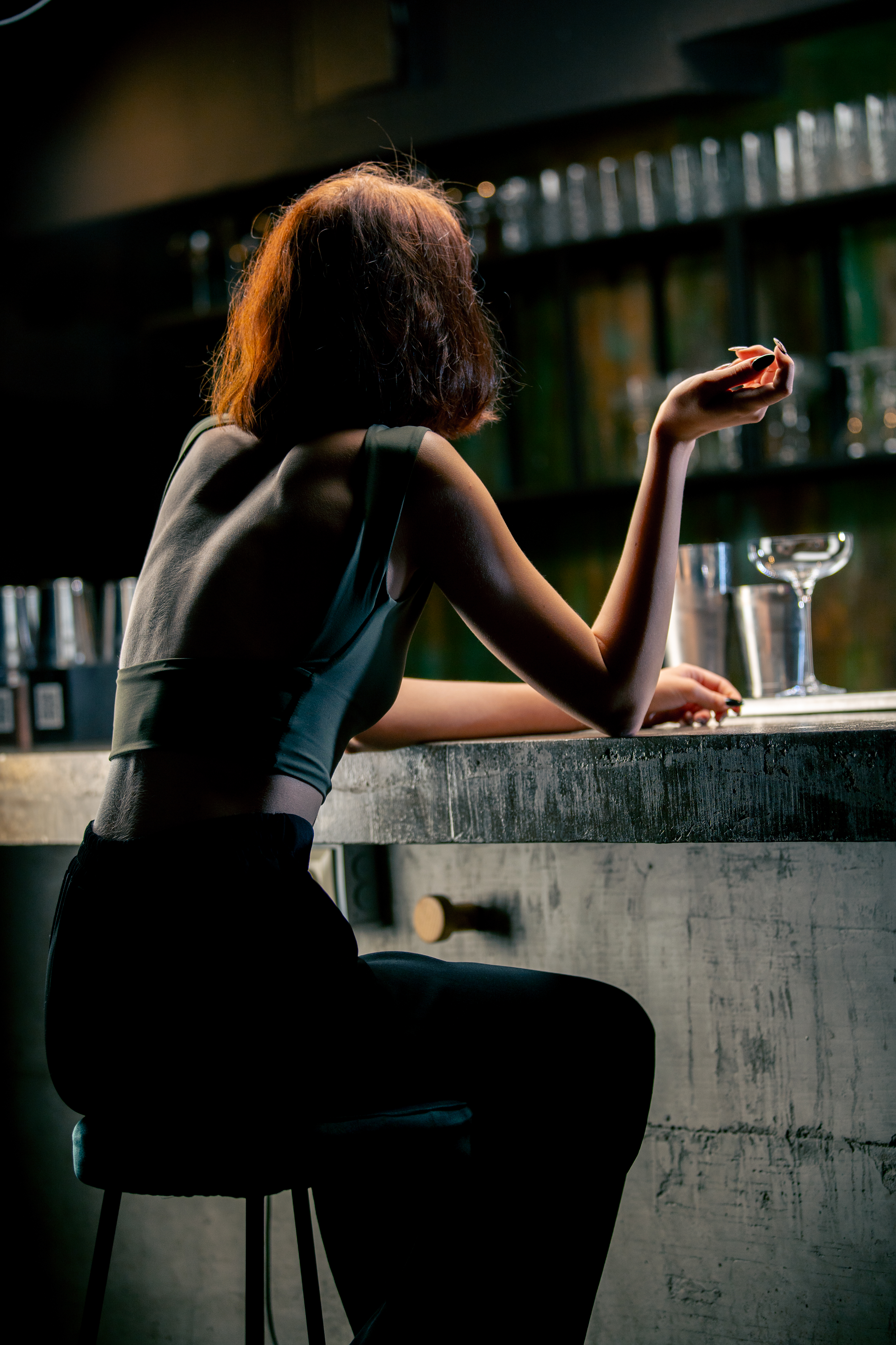 Guest at the bar at TJ's Sports Bar Sukhumvit Soi 22